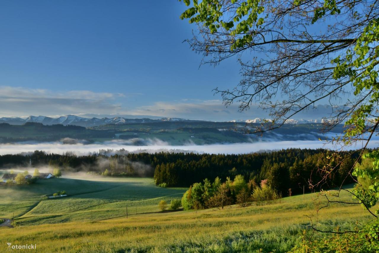Hotel Lindenberger Hof Lindenberg im Allgäu Esterno foto